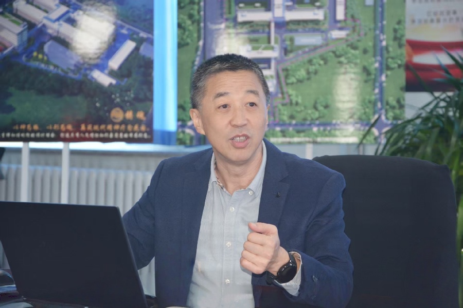 讲课者修_副本.jpg